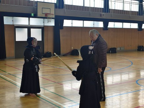 可愛い子供達と一緒に稽古です